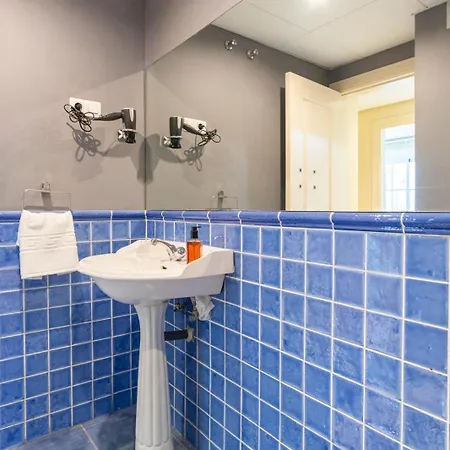 New Gr0-flat With Private Backyard In Center Málaga